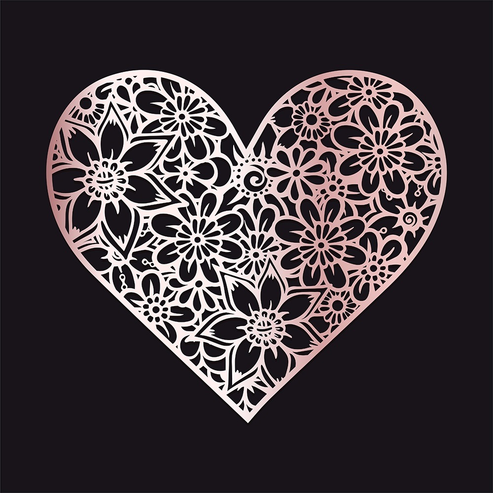 Corazón floral grabado con corte láser