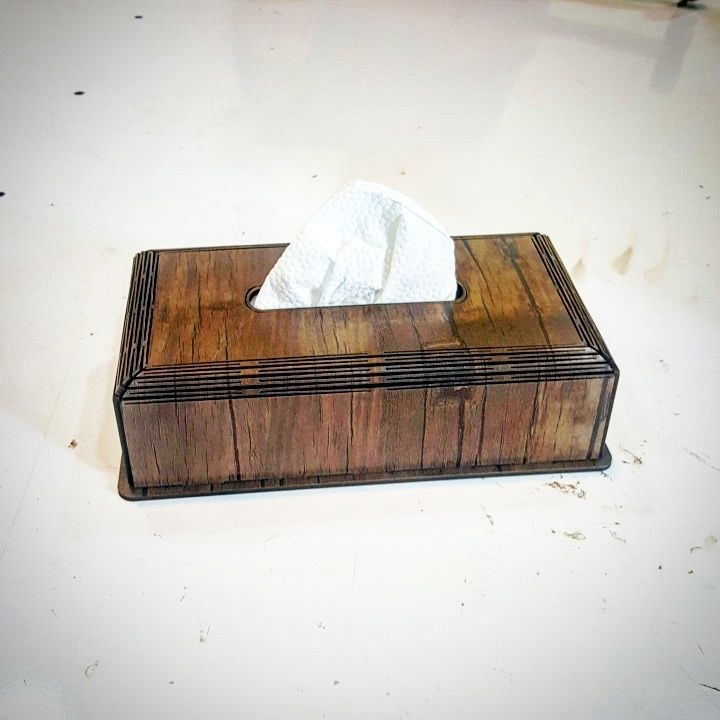 Soporte de cubierta de caja de pañuelos de madera cortada con láser