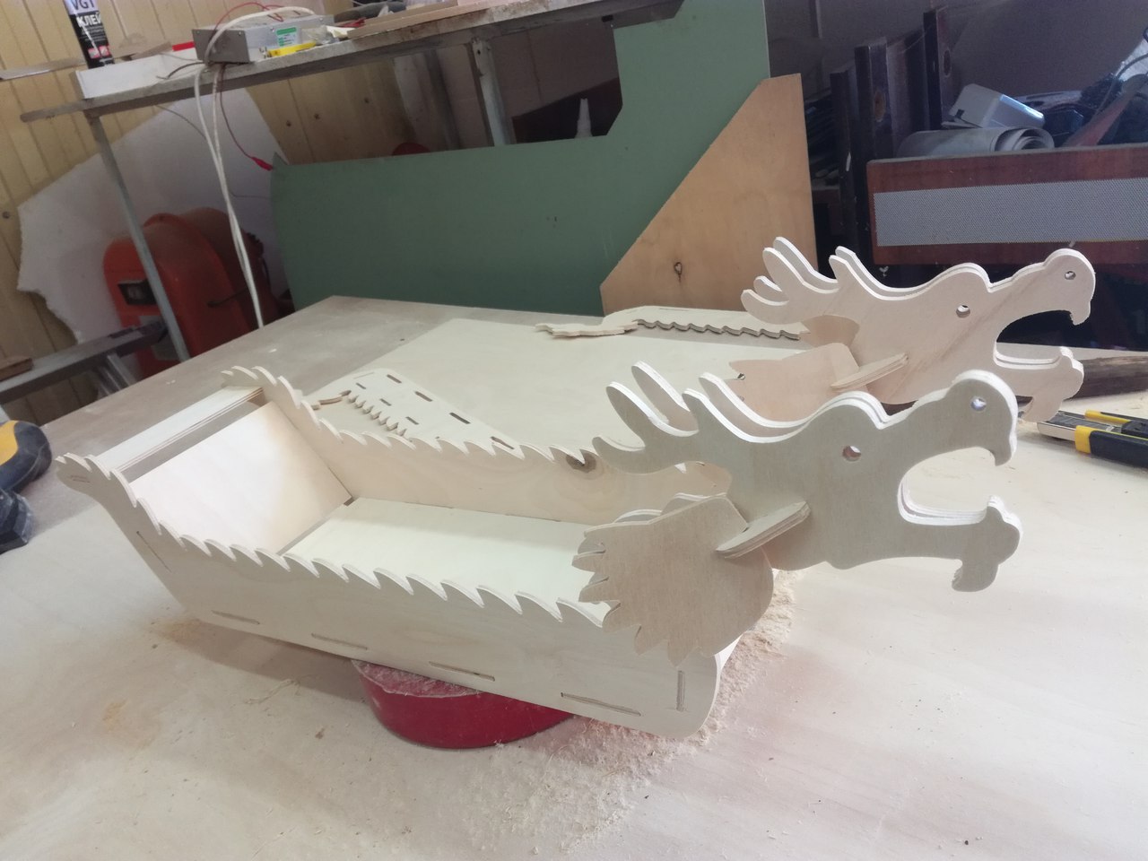 Laser Cut Tray For Sushi Chinese Dragon Boat 4mm Free Vector